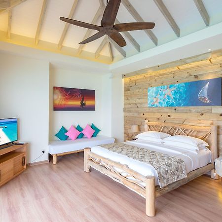 You And Me By Cocoon Maldives Muravandhoo Exterior photo