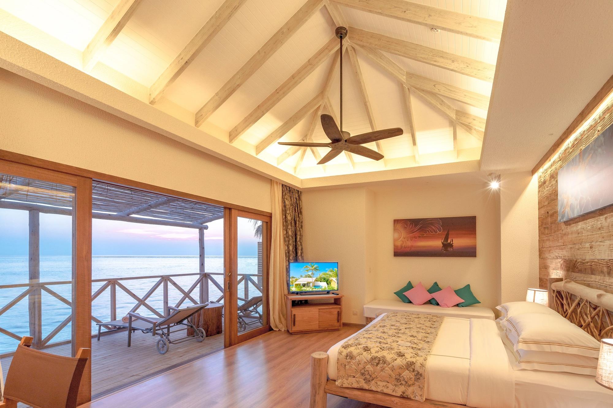 You And Me By Cocoon Maldives Muravandhoo Exterior photo