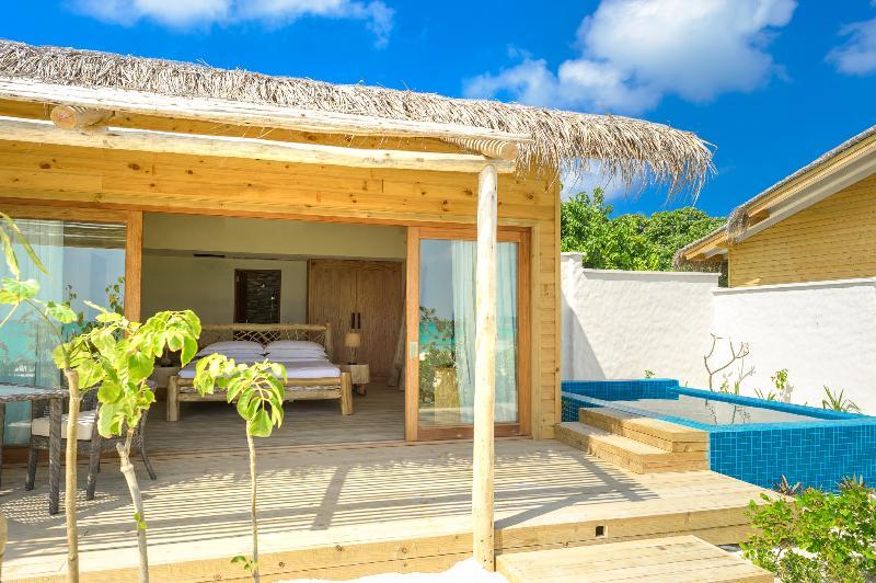You And Me By Cocoon Maldives Muravandhoo Exterior photo